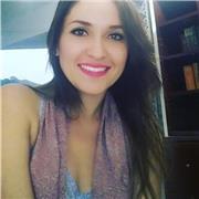 Profesora clases de Derecho a estudiantes de primer semestre